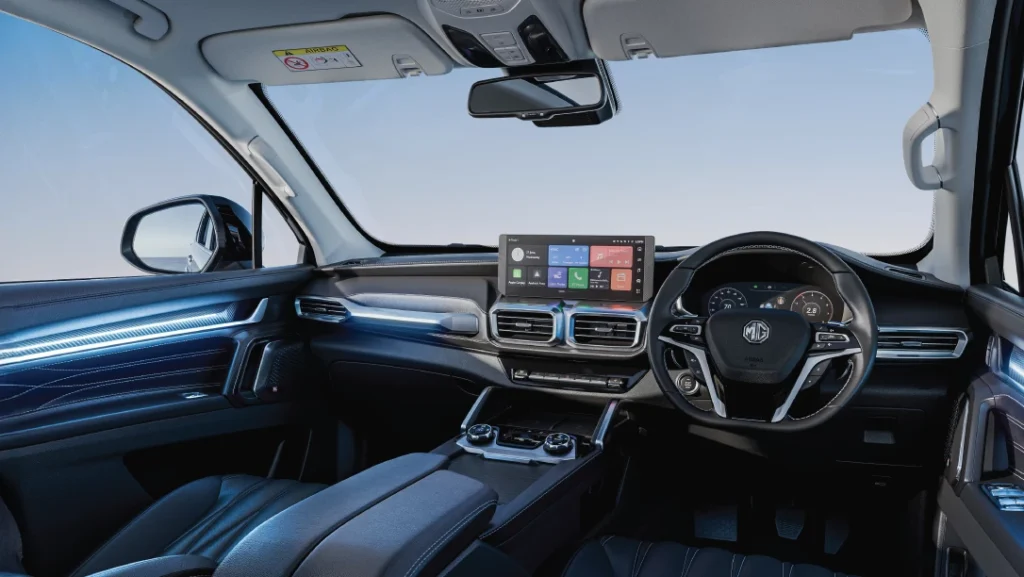 MG Majestor dashboard view with 12.3-inch dual digital screens
